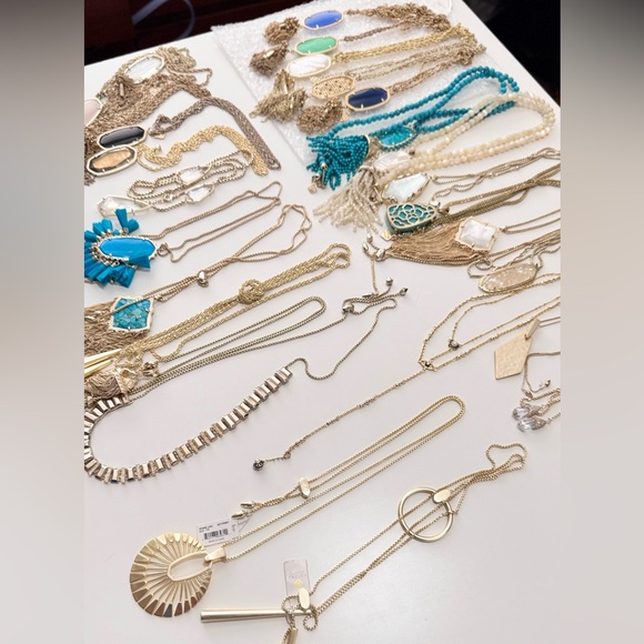 KENDRA SCOTT Tatiana Long Beaded Turquoise Tassel Statement Necklace - Picture 11 of 12